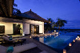 石材地面 印尼民丹岛的豪华别墅设计