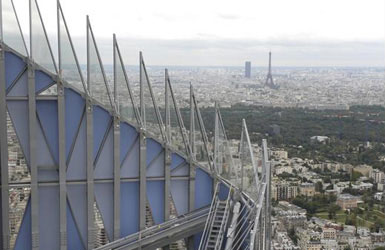 KPF的巴黎Tour First摩天楼将在明年2月建成2