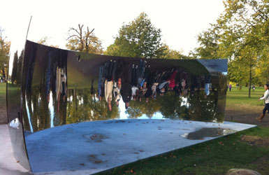 Anish Kapoor为伦敦肯辛顿宫花园设计雕塑 1