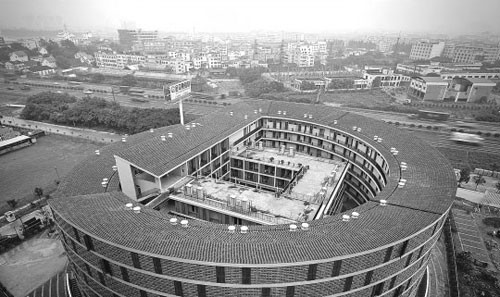位于广东南海的土楼公舍。图片由中国URBANUS都市实践设计事务所提供。