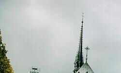 巴黎圣母院阴天和夜景--石材经典之作