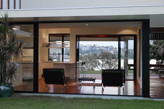 Bligh Voller Neild – Australia | House for S & P – Brisbane