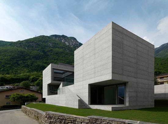 Exterior Design Modern Contemporary House in Lumino By David Macullo Architects 03
