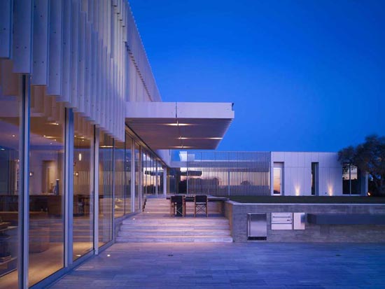 Exterior Design Oberfeld Luxury House in West Hollywood Los Angeles 01