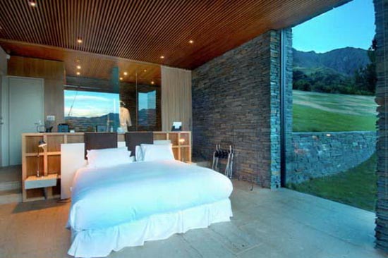 The Bedroom Stone Lodge in New Zealand