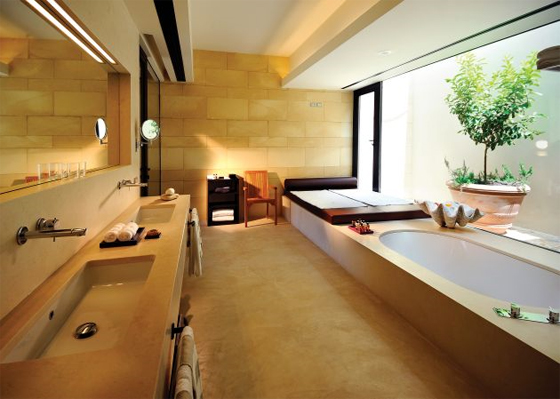 Bathroom in The Verdura Resort in Sicily by Olga Polizzi Simple Design of Verdura Resort in Sicily by Olga Polizzi and architect Flavio Albanese