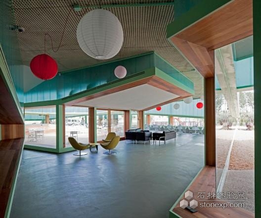 西班牙洛丽塔餐厅