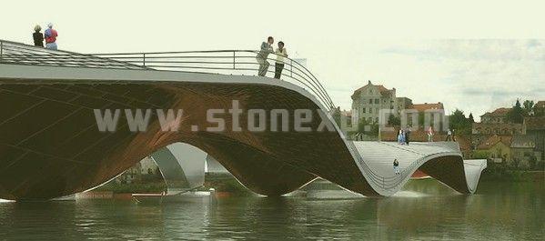 斯洛文尼亚特色桥 如水波般起伏的波纹桥