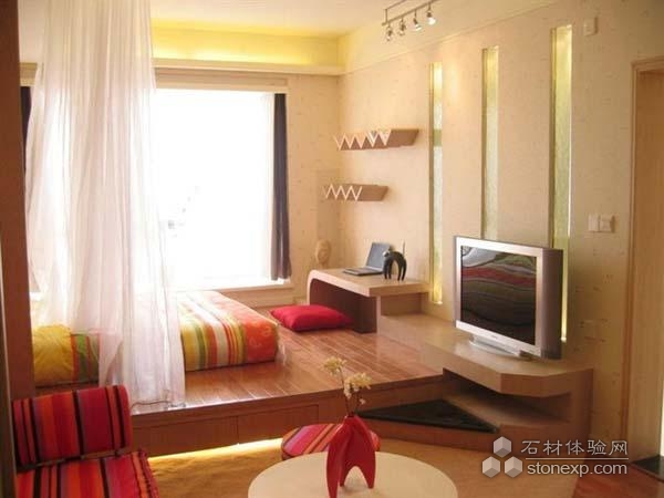 一个建筑师“不是表现价值，而是表现他的抱负”