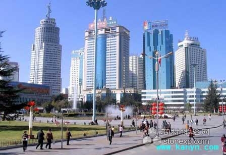 昆明东风广场第一塔楼高456米 将成云南最高建筑