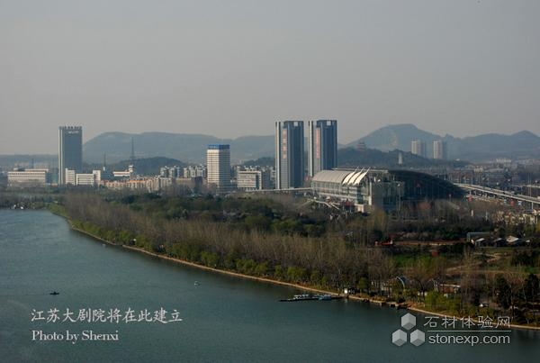 引网友热议的江苏大剧院对外宣称尚未进入审批阶段