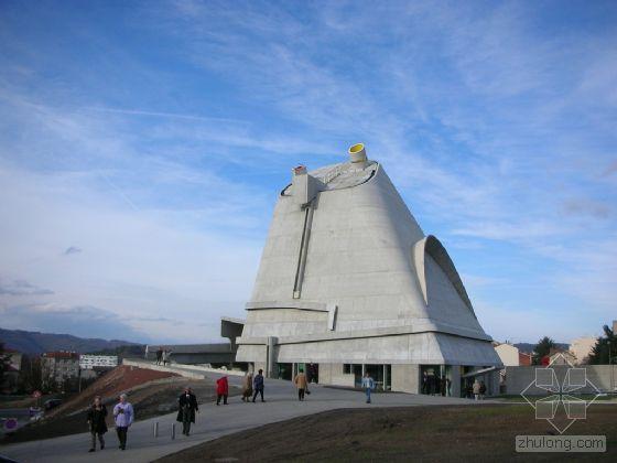 菲米尼圣·皮埃尔大教堂 现代主义建筑大师柯布西耶