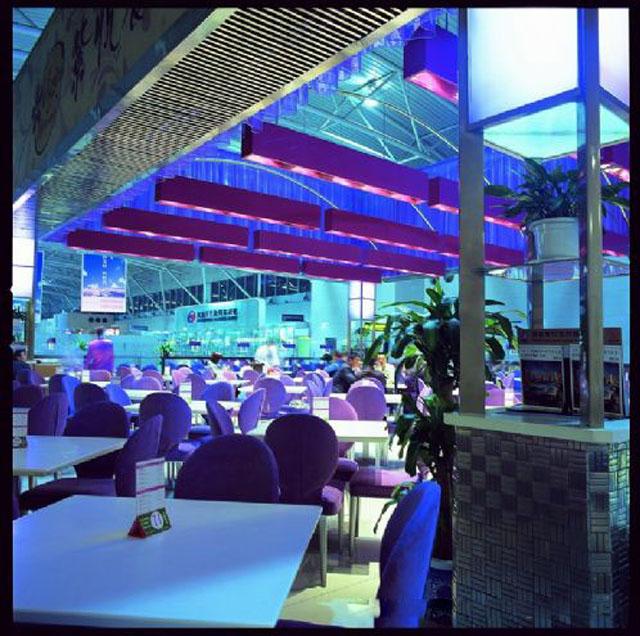 大牌设计师洪约瑟作品《仙姆莱克王室酒吧》