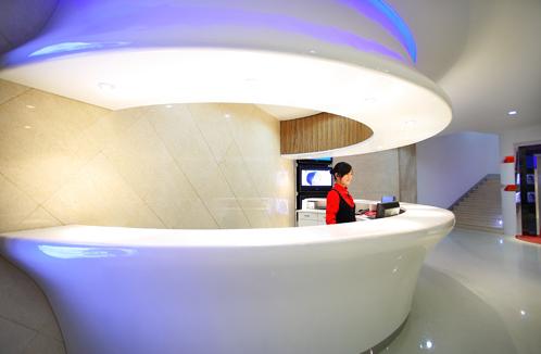 金碧辉煌量贩式KTV设计