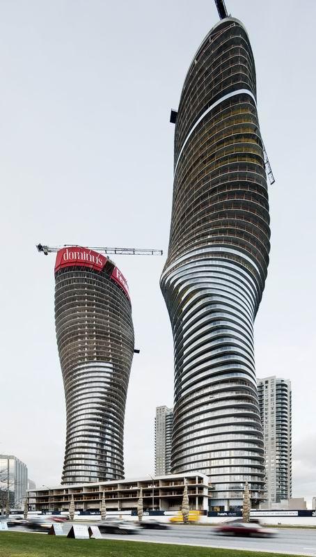 调整大小 MAD_梦露大厦_2010_a.jpg