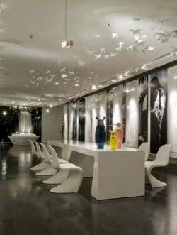 FLY CONDOMINIUMS Munge Leung作品欣赏