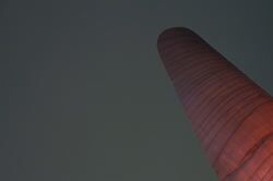 枫木片弯曲小台灯 Asaf Weinbroom设计