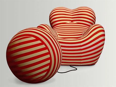 470×352
