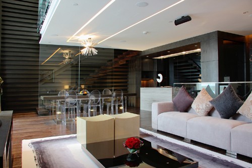 Avant Garde_living room