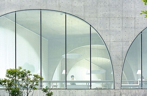 自由的思想栖息地-Tama Art College Library　3