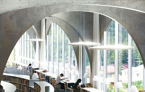 自由的思想栖息地-Tama Art College Library　4