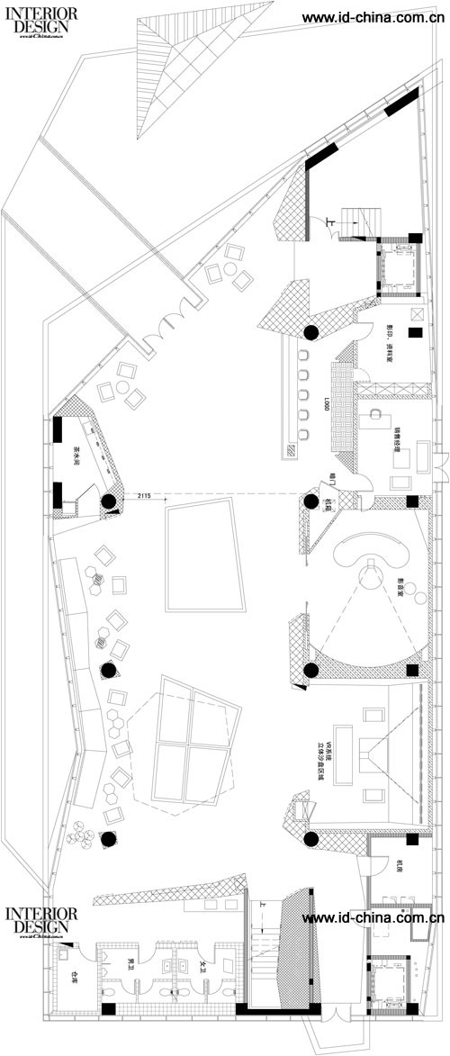 MRT DESIGN设计绿地郑州站前广场售楼处--几何不规则平面