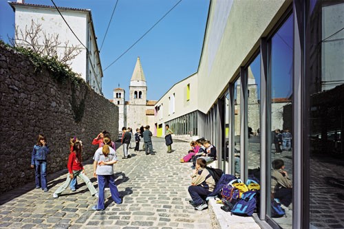 aša Randiç and Idis Turato, Randiç & Turato, Rijeka, HR 设计Fran Krsto Frankopan 小学02