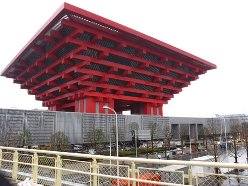 盛会之际的追问--上海世博会建筑1