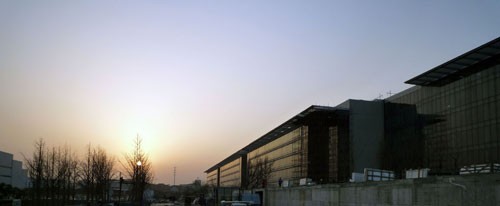 图1：上海华为研发中心基地外景
