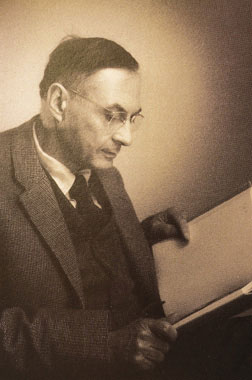 邬达克L.E.HUDEC