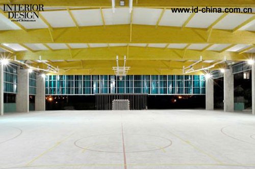 Garmendia Arquitectos设计巴拉卡尔多体育馆-2