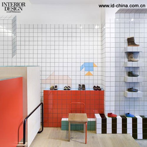 Tomás Aloo设计伦敦露营鞋店-4