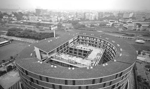 位于广东南海的土楼公舍。图片由中国URBANUS都市实践设计事务所提供。